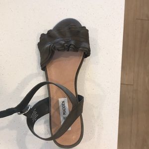 Olive green Steve Madden sandals